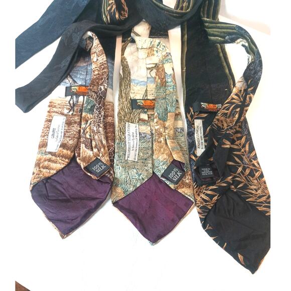X 3 VTG GREENWICH WORKSHOP ENDANGERED SPECIES TIES GIRAFFE PANDA WILDEBEEST - Picture 7 of 7